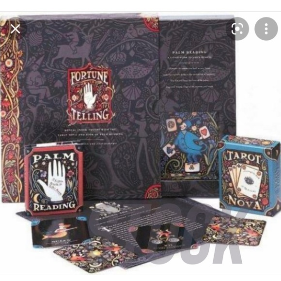 Fortune-Telling: Tarot Nova and Book of Palm Reading Set 1996 - Picture 6 of 9